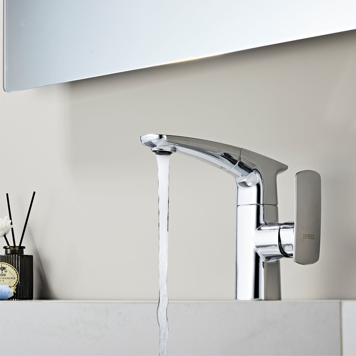 IFEEL Mixer Tap with Pull-Out Spray, Countertop Basin Tap 011537 Chrome