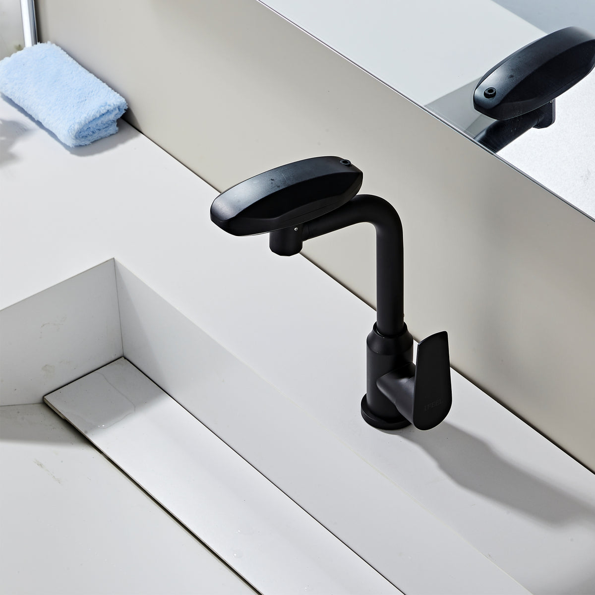 IFEEL Flexible Multi-Mode Water Outlet Mixer Tap 0619 Black
