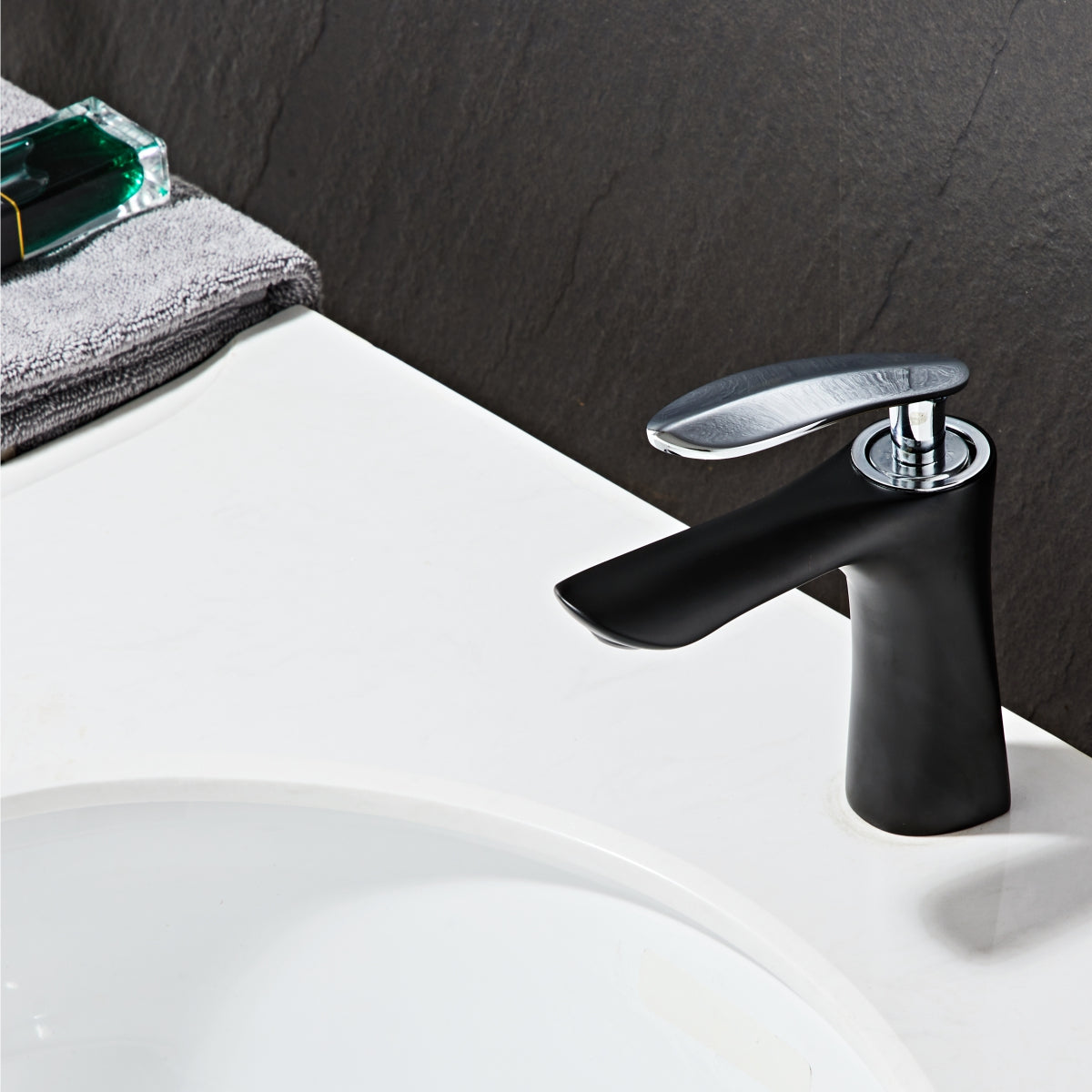 Modern Black Elegant Short Teardrop Basin Tap