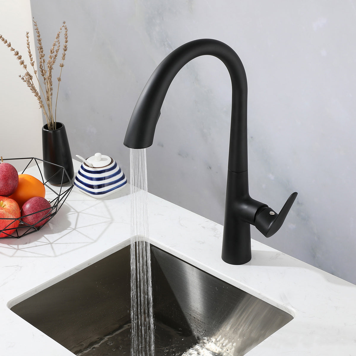 Black Kitchen Sink Tap with pull out spray fixture