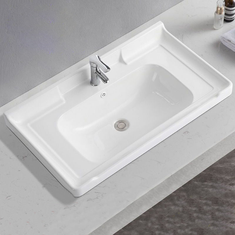 White Ceramic Moulded Classic Bathroom Basin Large