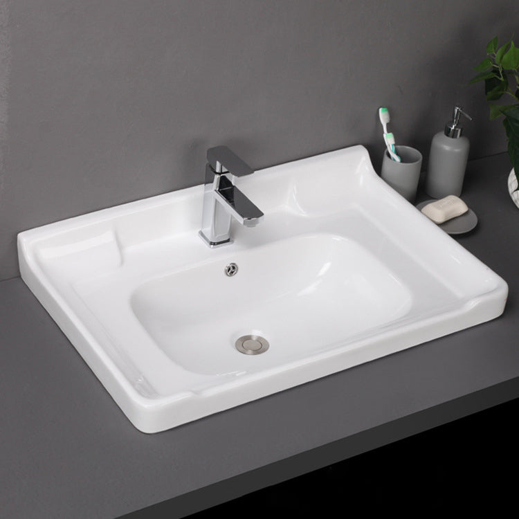 White Ceramic Moulded Classic Bathroom Basin Large