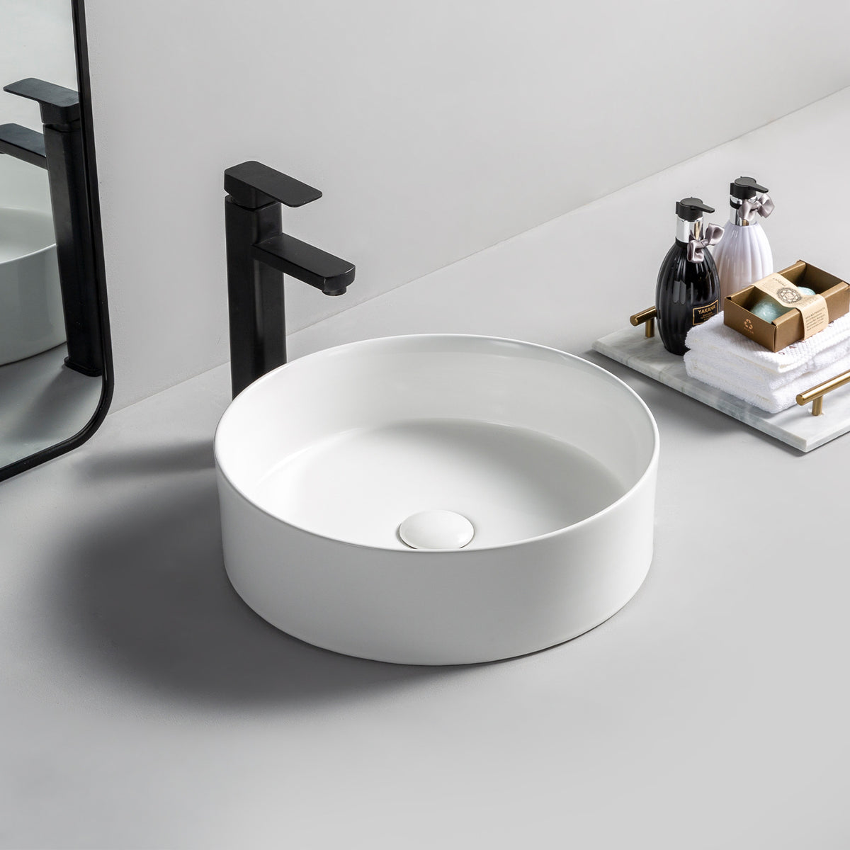 Modern White Round Ceramic Free Standing Bathroom Basin