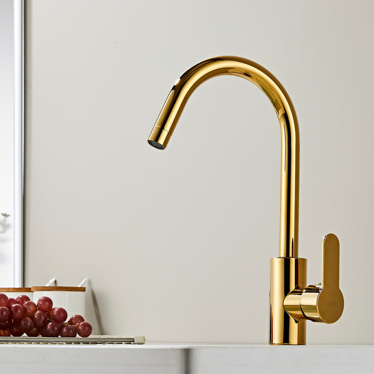Basin & Kitchen Mixer_1230 Gold