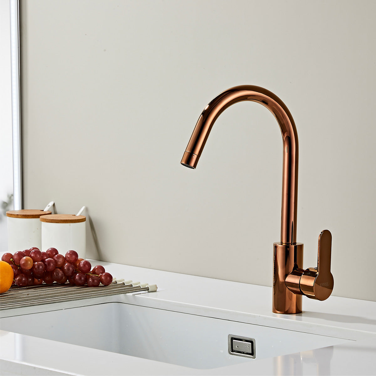 Basin & Kitchen Mixer_1230 Rose Gold